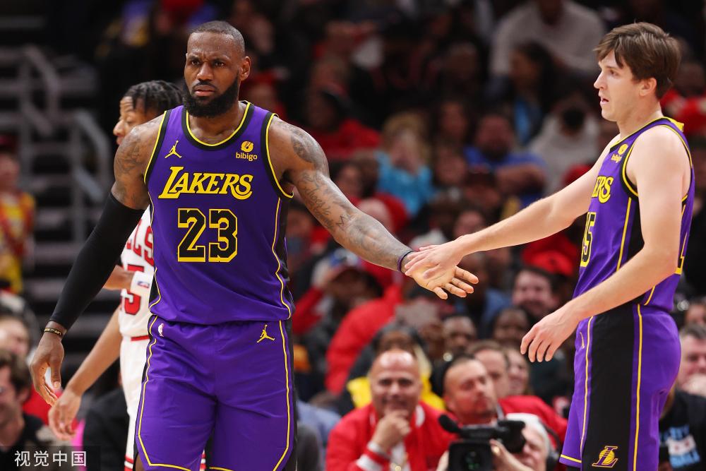 整个防线的 整个防线的