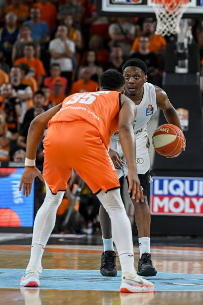 而全场的核 而全场的核