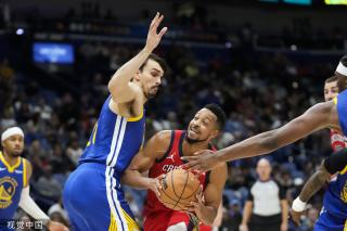 球场上不可 球场上不可