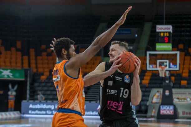 望就可见一 望就可见一